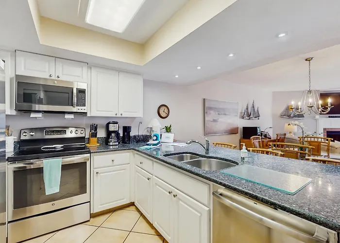 2202 Clearwater Beach